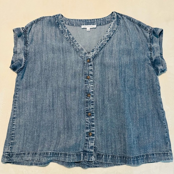 Denim Button-Up Top - Picture 2 of 7